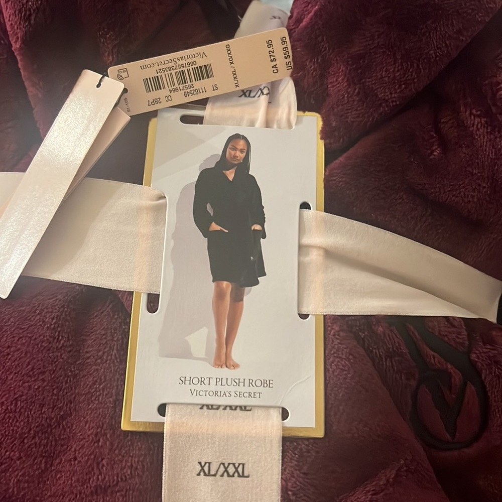 Victoria Secret Short Cozy Robe - Picture 4 of 5